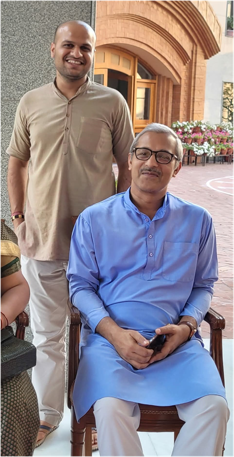 Dr. Nikhil Yadav with mentor Shri Manas Bhattacharjee